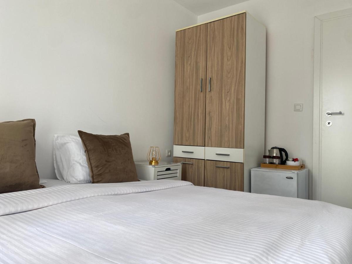 Veselinka Apartments & Rooms 布德瓦 外观 照片