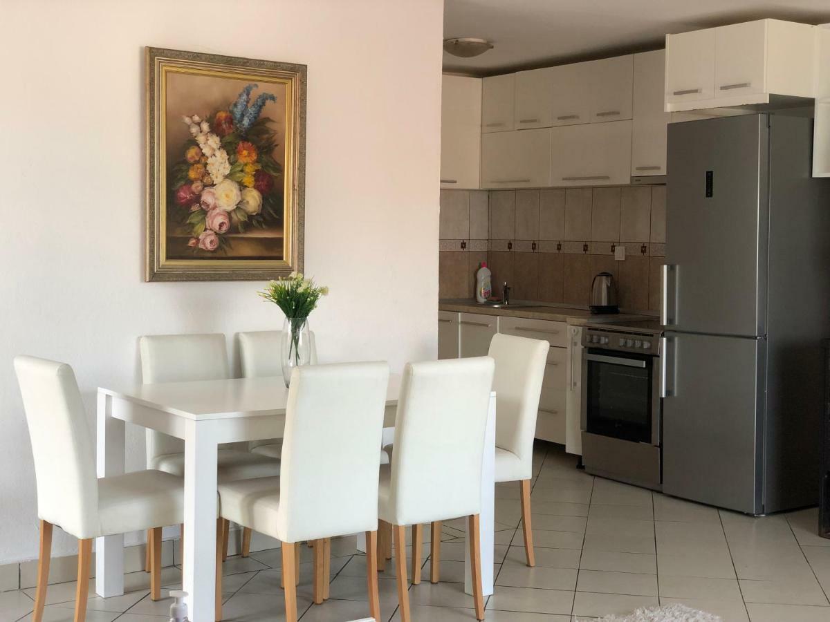 Veselinka Apartments & Rooms 布德瓦 外观 照片